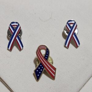 Vintage America Ribbon Red White And Blue Lapel Pin/Brooch Patriotic USA